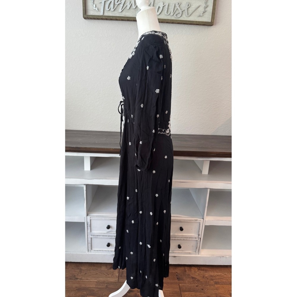Free People Fable Embroidered Midi Dress Black White Floral Boho Size M NEW - Picture 7 of 12